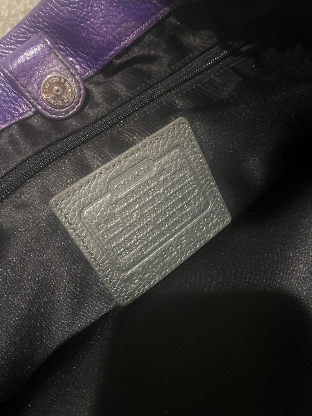 Coach Purple Leather Shoulder Bag with Turn-Lock Closure - Picture 6 of 6